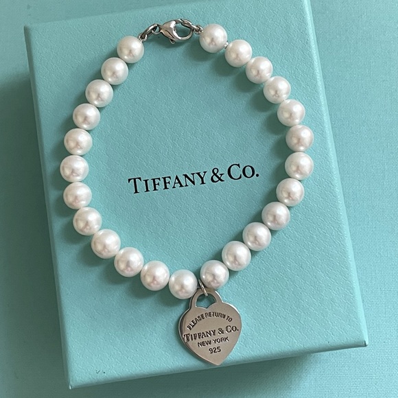 Tiffany & Co. Jewelry - ❌SOLD❌Tiffany RTT pearl bracelet